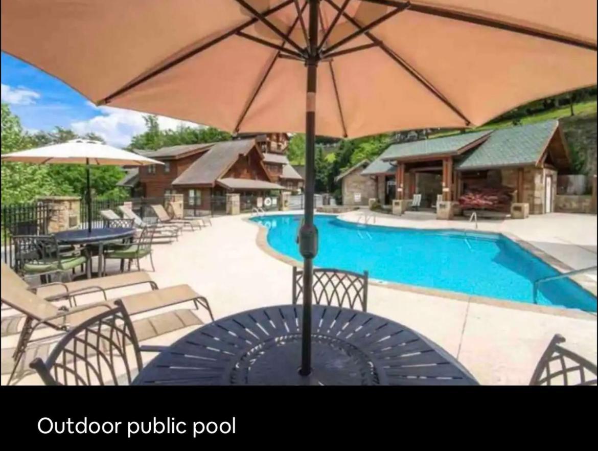 Condo With Pool Near Dollywood Pigeon Forge Exterior photo